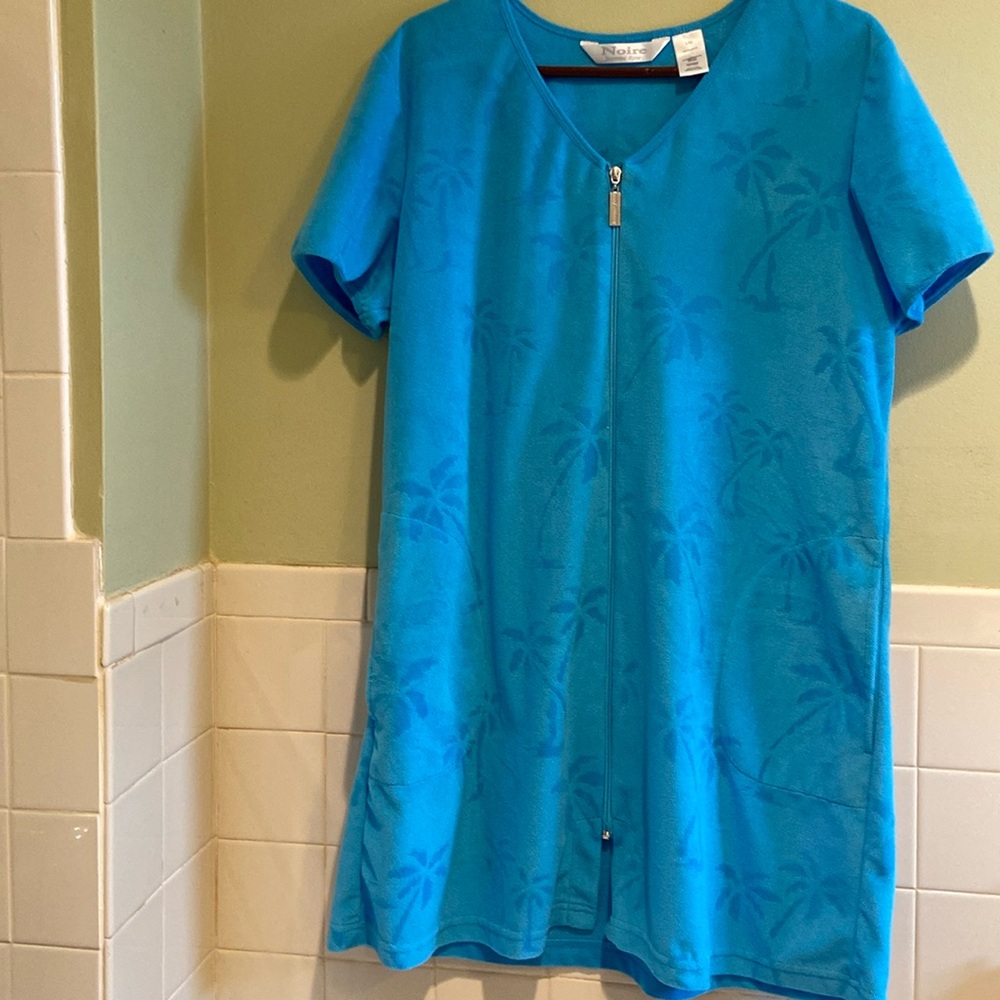 🌸Jasmine Rose fully zipper front two side pockets robe dress size large